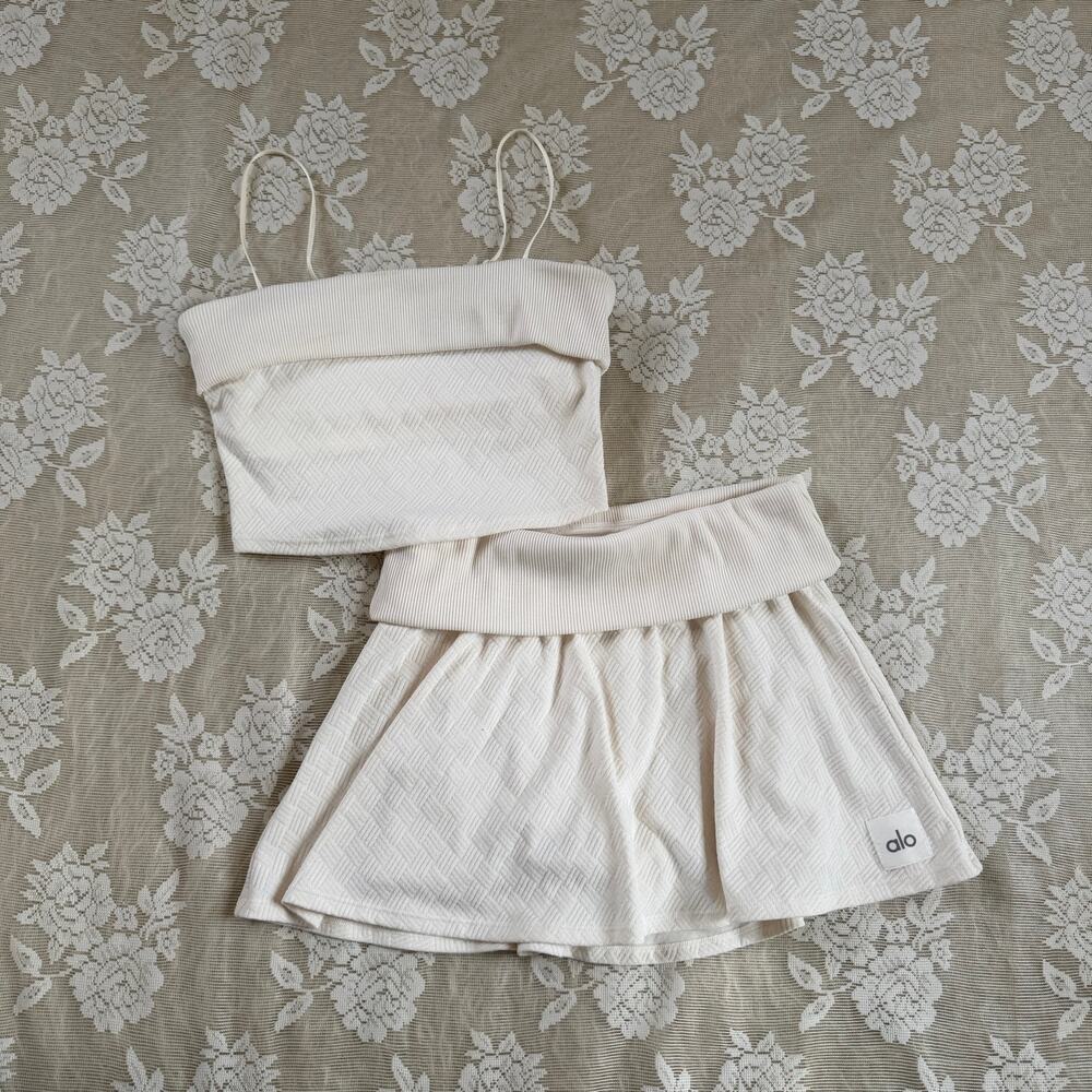 Alo Yoga Ivory Foldover Skirt Set Size XS